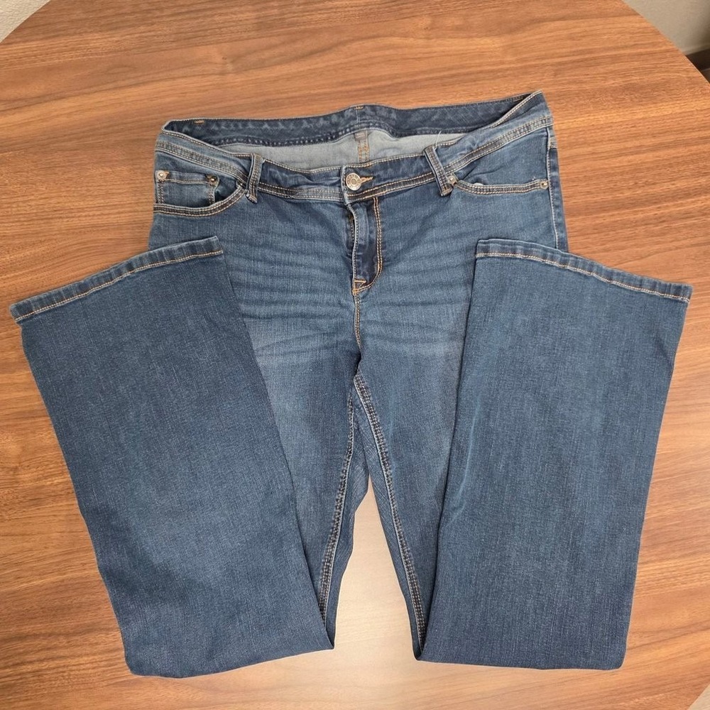Torrid Women's Blue Denim Jeans
